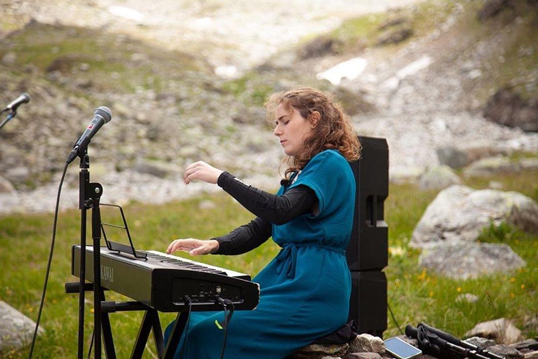 Chiara Schmidt: Musik, die Fragen stellt