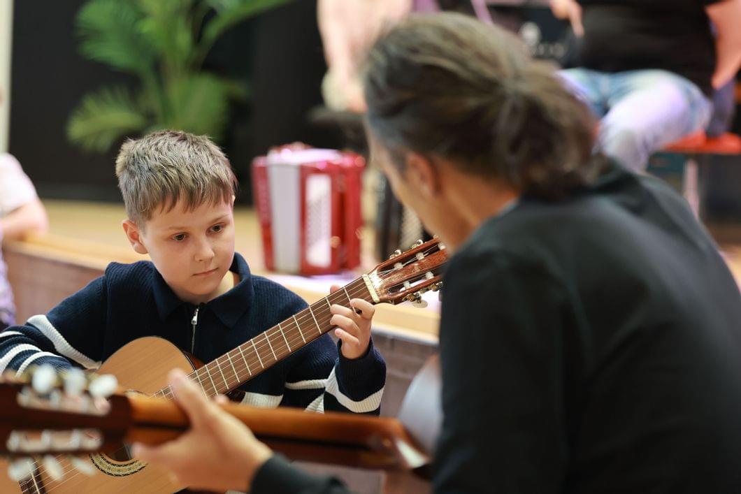 Musikalisch durch die Ferien: Sommercamps, Workshops & Konzerte & Kartenverlosung